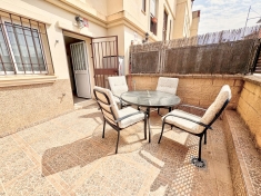 Rijtjeshuis Almayate Bajo € 330.000,-