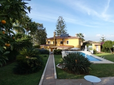 Villa Alhaurín de la Torre € 850.000,-