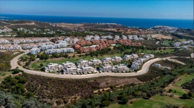 Tuinappartement Casares Playa € 484.000,-