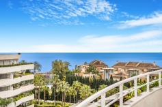 Penthouse Puerto Banús € 4.295.000,-