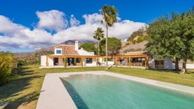 Finca Estepona € 2.395.000,-